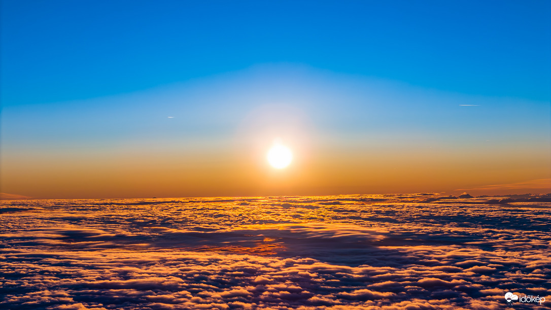 Ahol a nap mindig ragyog: Túl a köd birodalmán