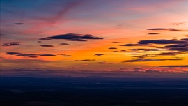 Lencsefelhők az alkonyatban