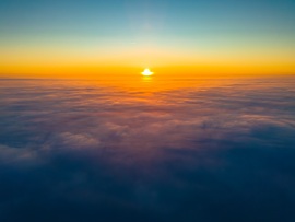 Naplemente a hidegpárna felett