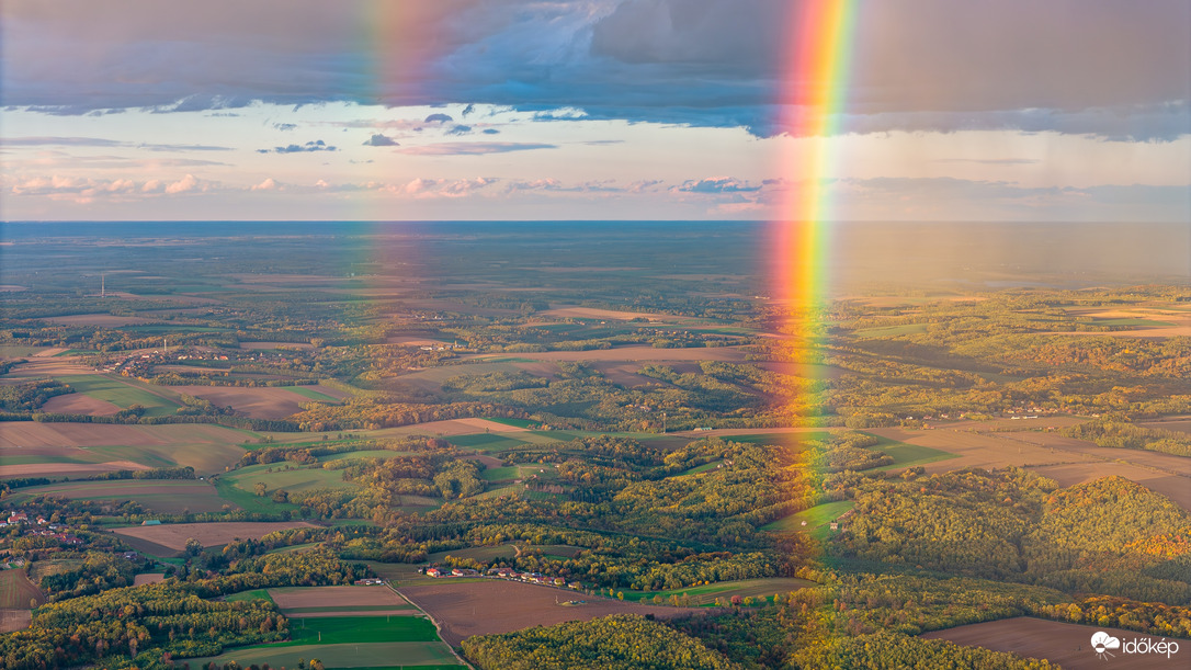 Aranyló dupla szivárvány