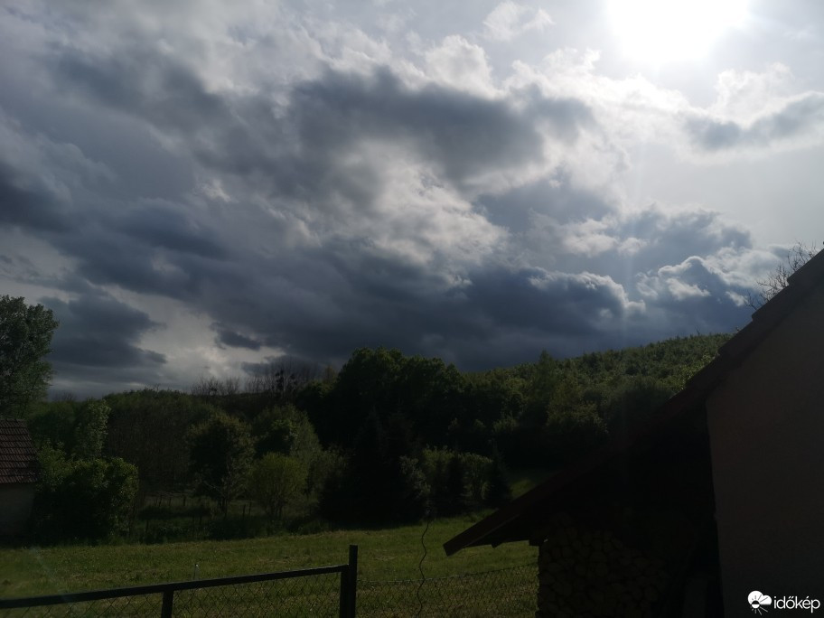 Észlelési fényképek