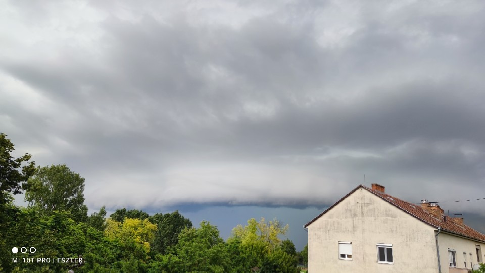 Észlelési fényképek