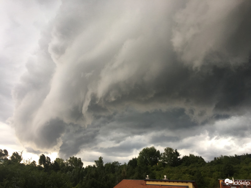 Észlelési fényképek