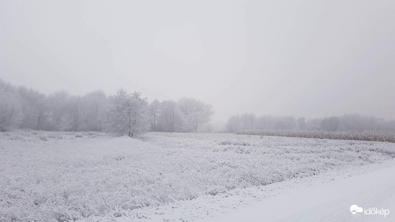 Ipari hó Gyöngyösfaluban 2016.12.06.