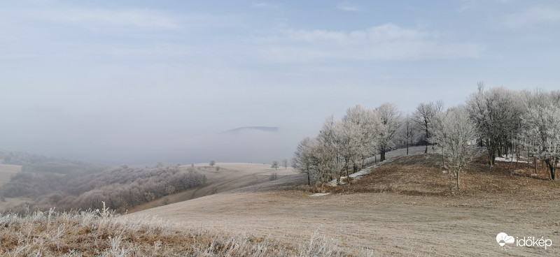 Bakonyi táj ma reggel.