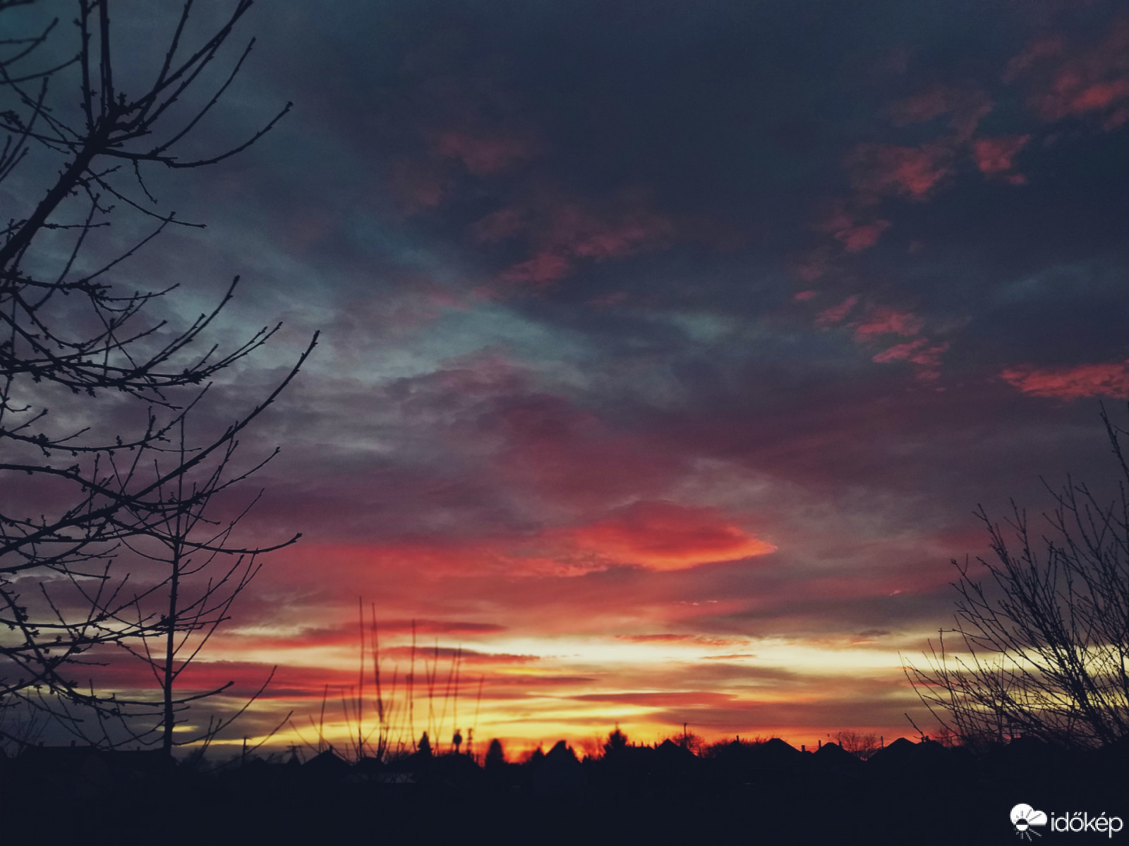 Észlelési fényképek