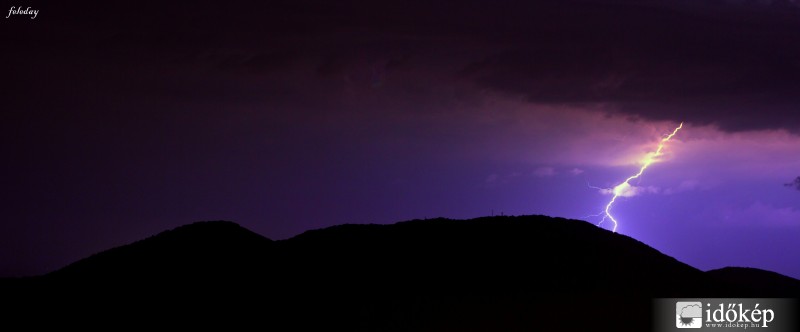 Villám a Karancs felett 