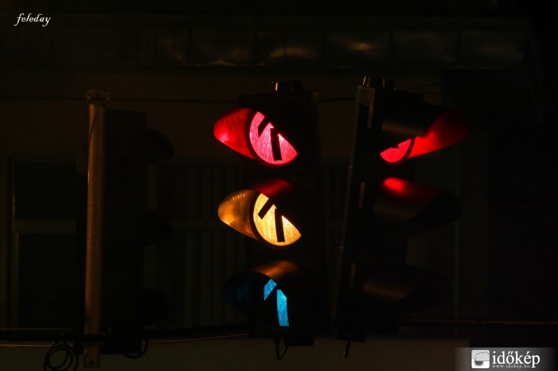 Melyiket a három közül??? :)))