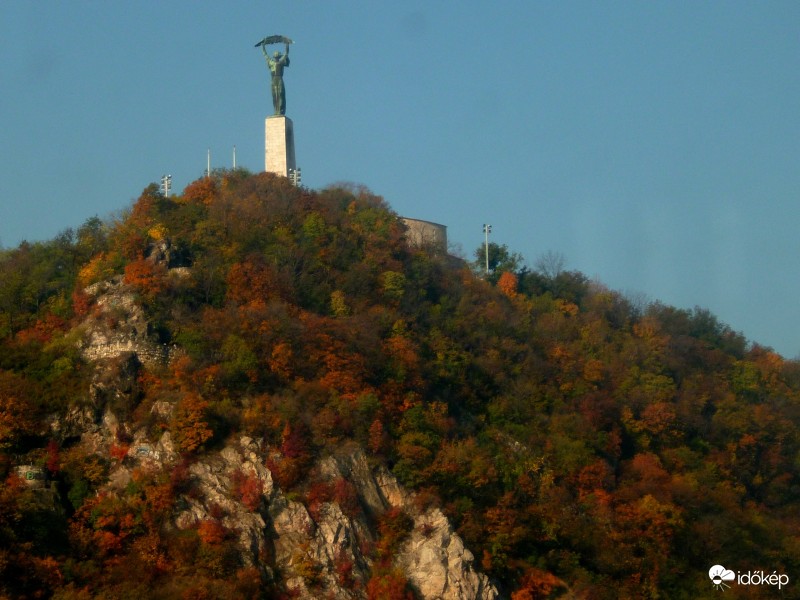 októberi látkép....