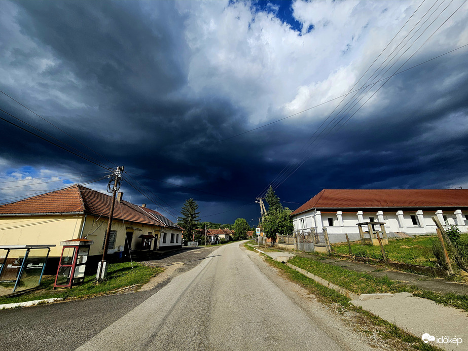 Észlelési fényképek