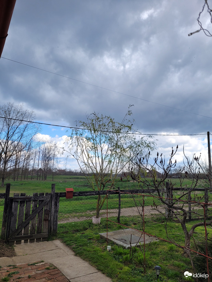 Észlelési fényképek