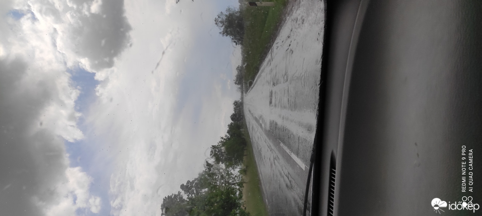 Észlelési fényképek