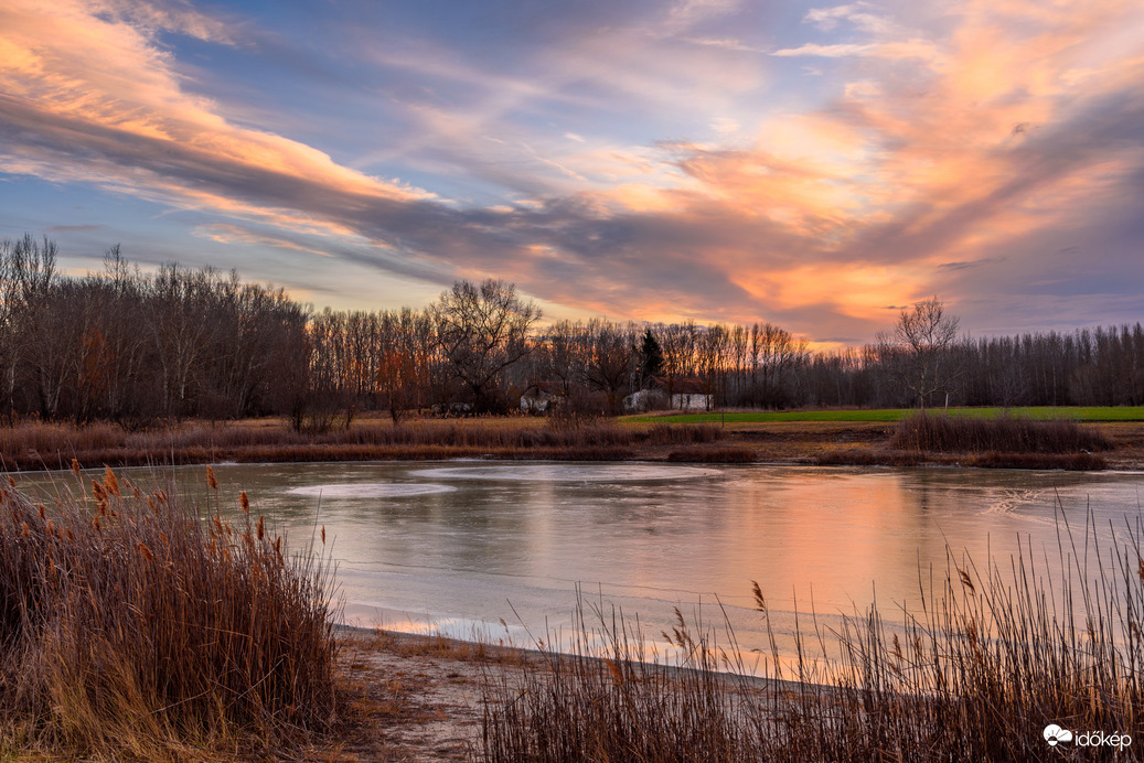 Téli hangulatos napnyugta