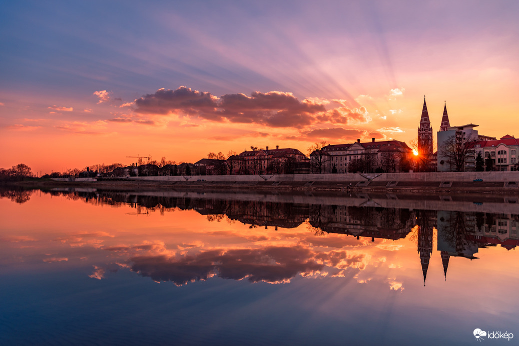 Csodás szegedi naplemente! HN:)