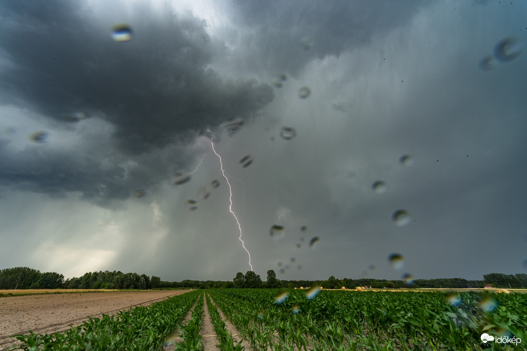 1/6sec   f/22   ISO50    14mm   Nikon D750