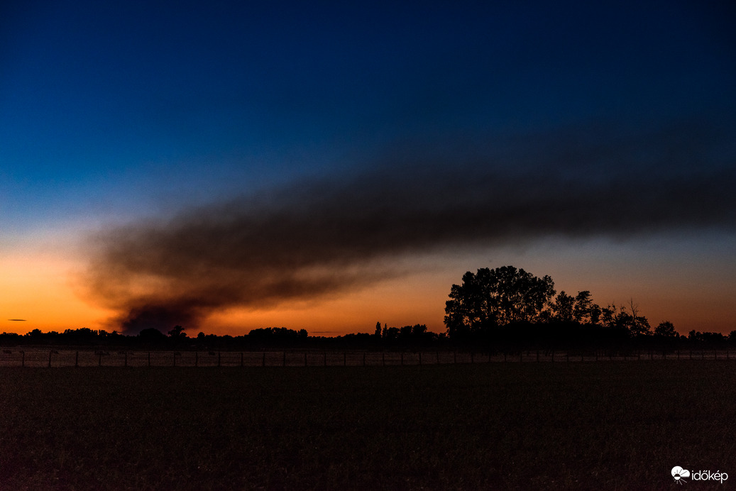 Mikor nincs felhő, akkor van füstfelhő :(