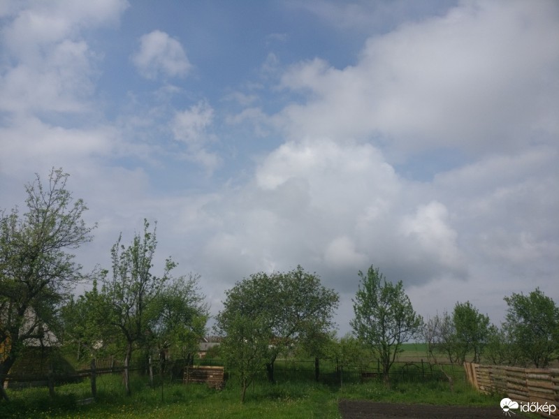 Észlelési fényképek