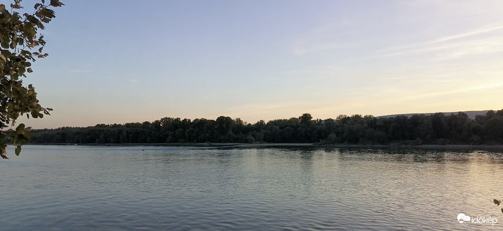 Vác