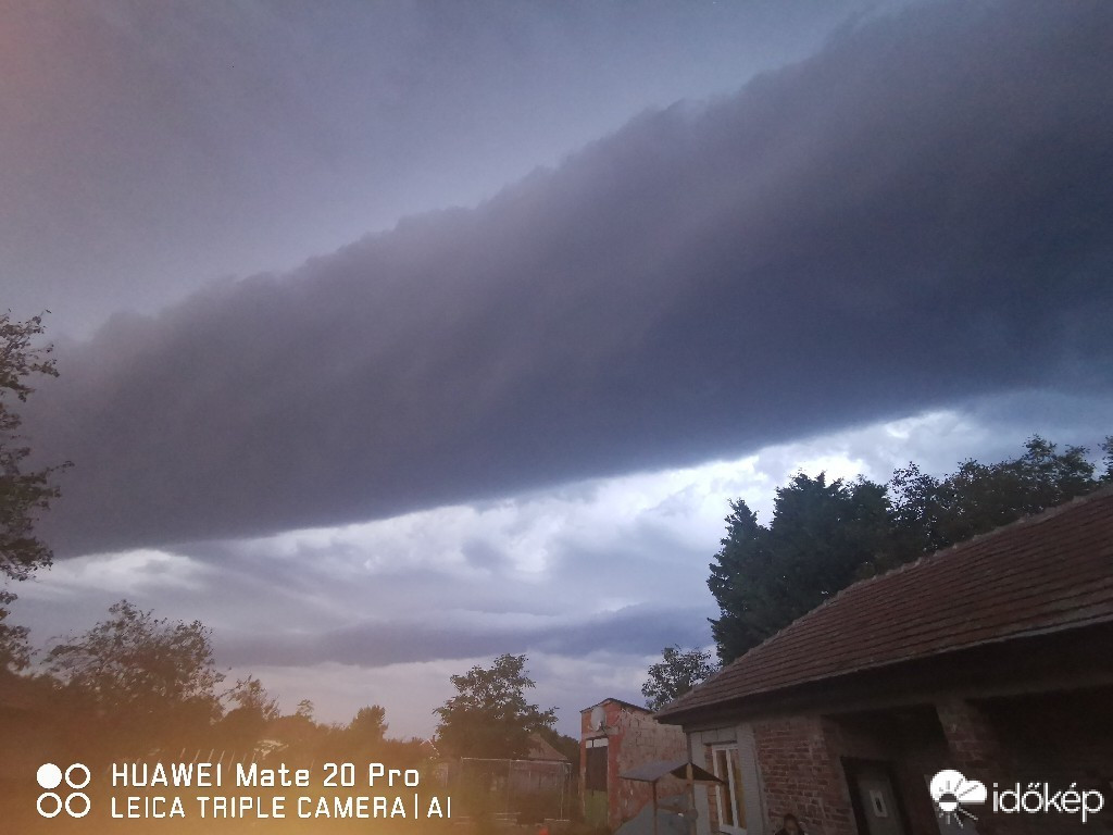 Észlelési fényképek