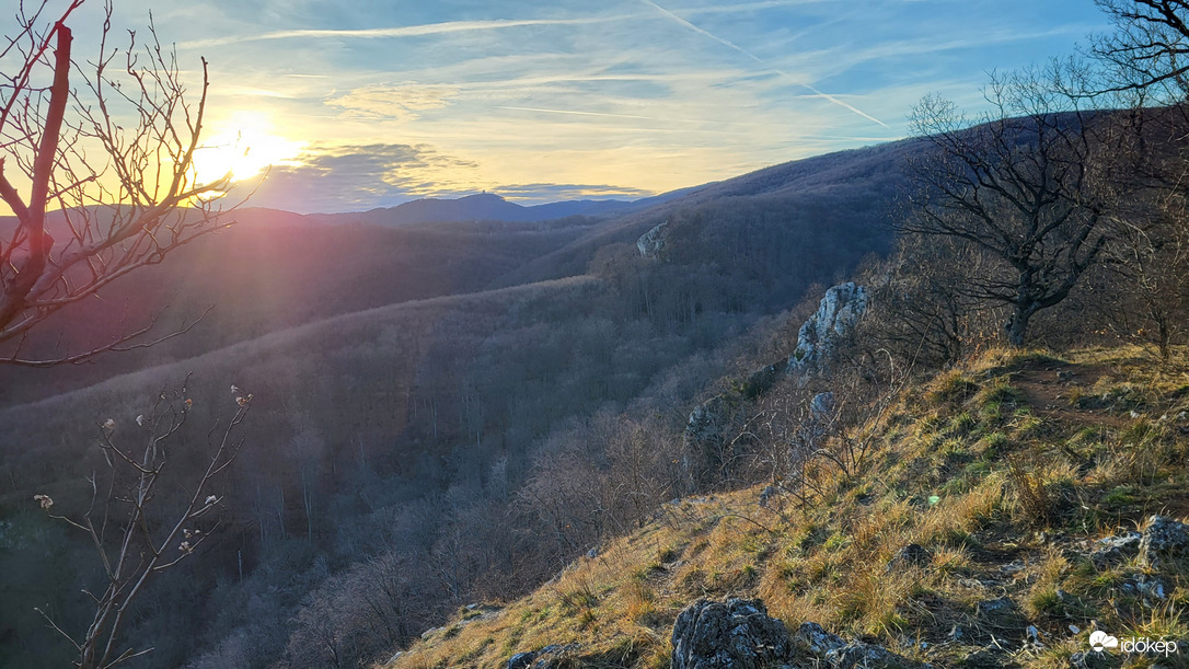 Magos-kői naplemente