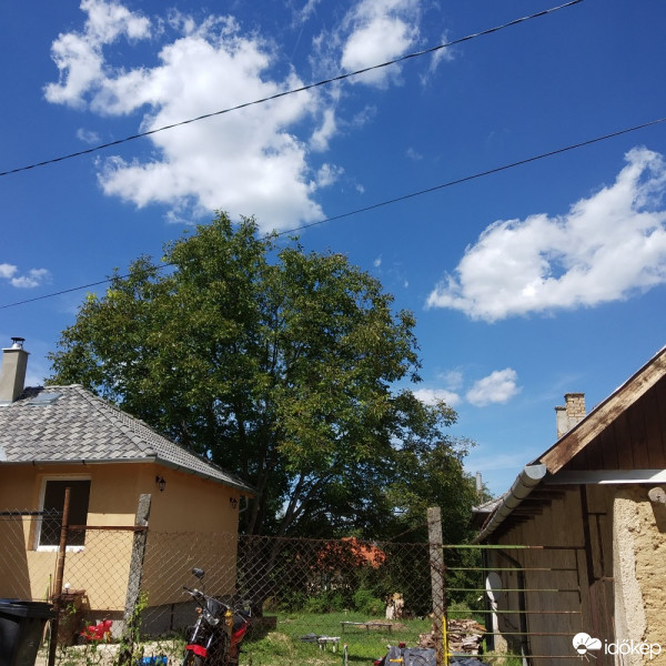 Észlelési fényképek