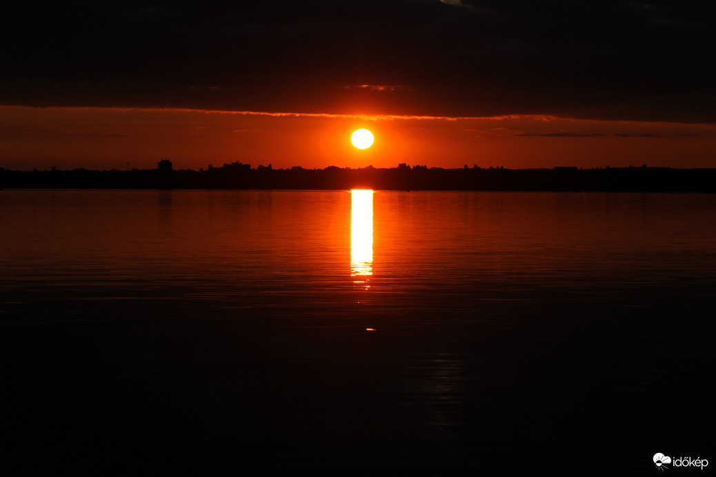 Felkerül a pont az i-re :)