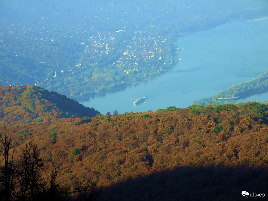 Őszi fények párás időben 
