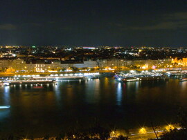 Budapest by night :)