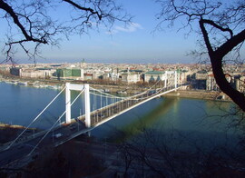 Verőfényes téli reggelen 