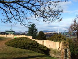 A víztározó tetején 