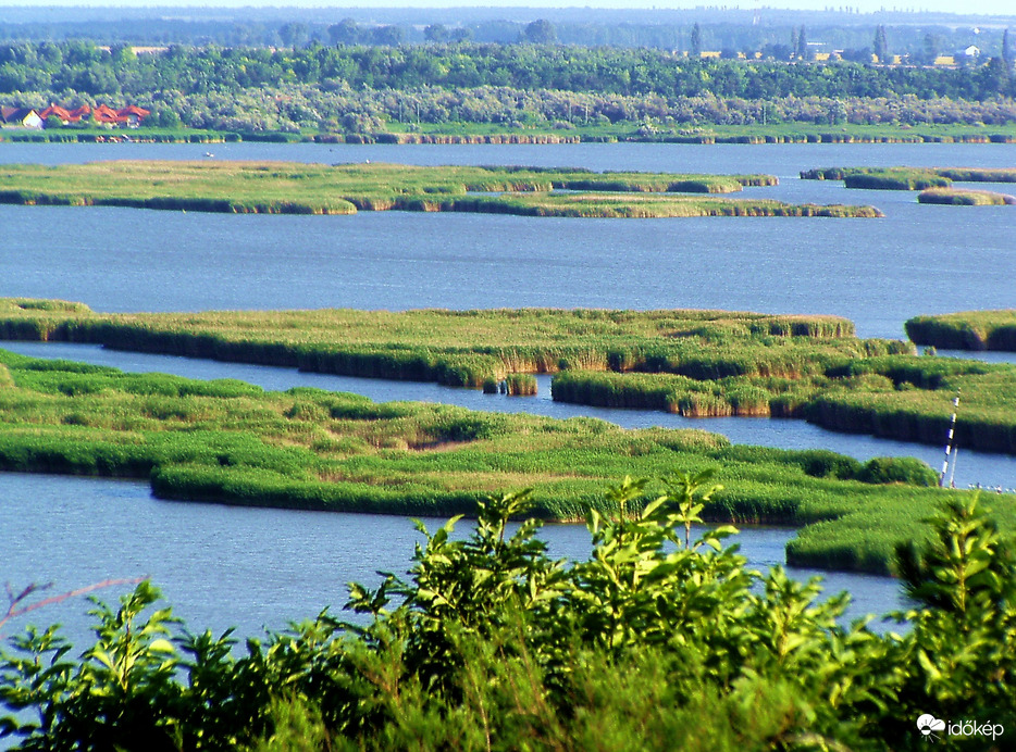 Nádszigetek 