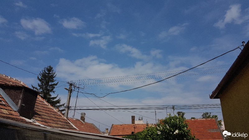 Észlelési fényképek