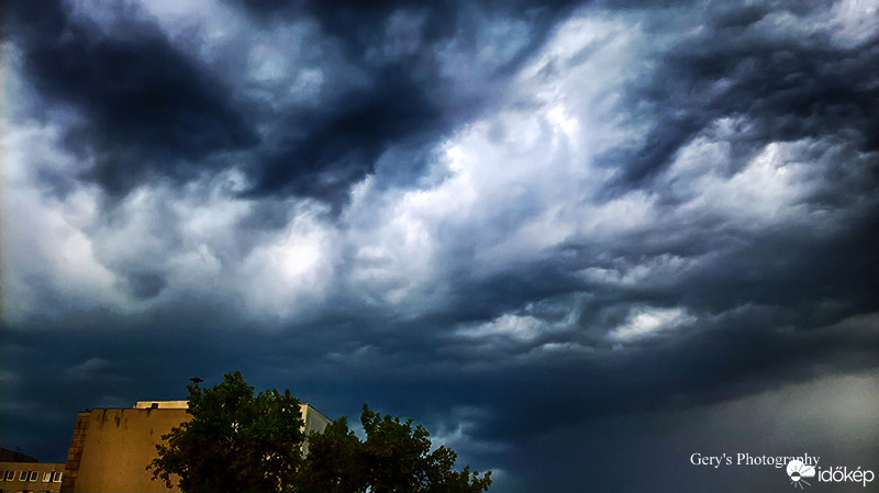 Észlelési fényképek