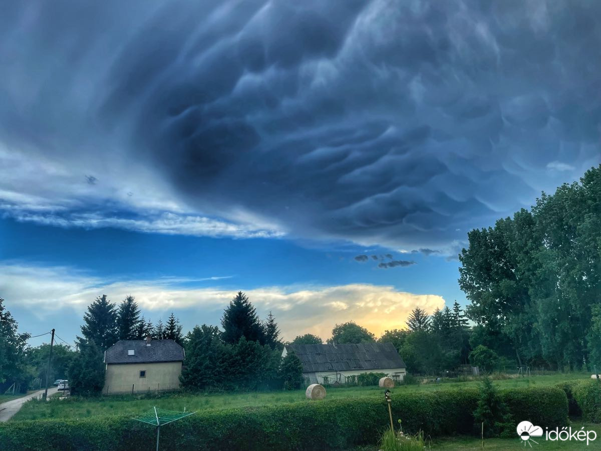 Észlelési fényképek