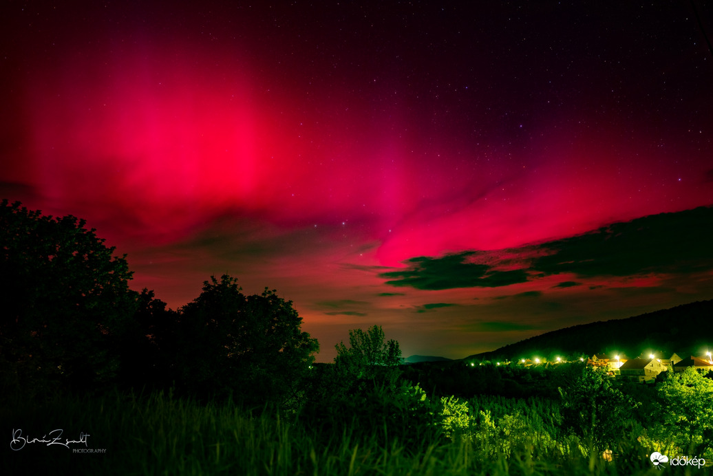 Észlelési fényképek