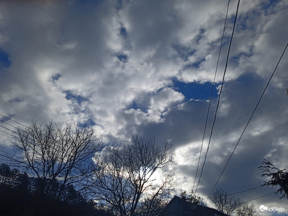 Észlelési fényképek