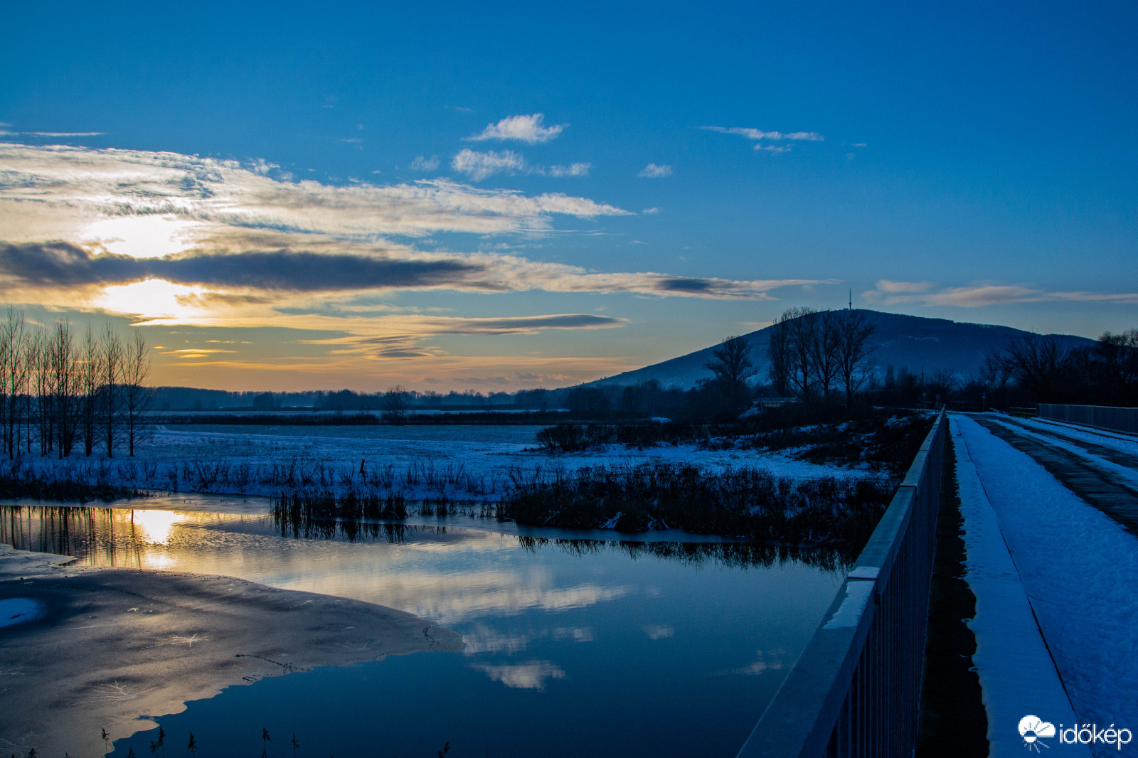 Észlelési fényképek