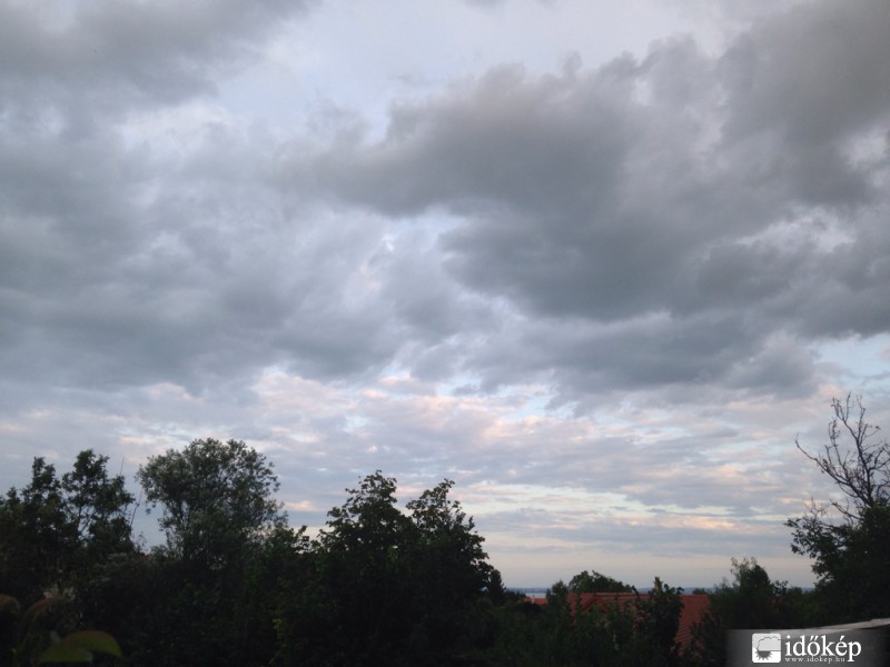 Észlelési fényképek