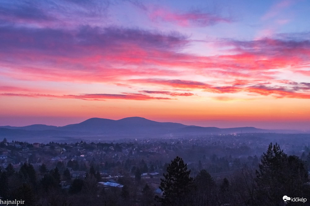 Észlelési fényképek