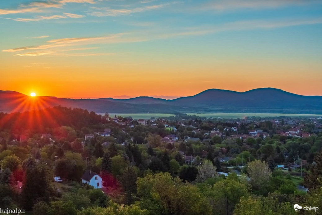 Észlelési fényképek