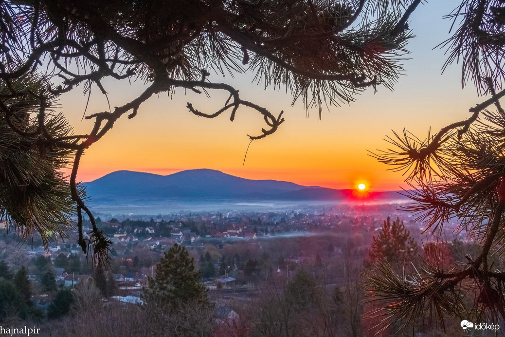 Észlelési fényképek