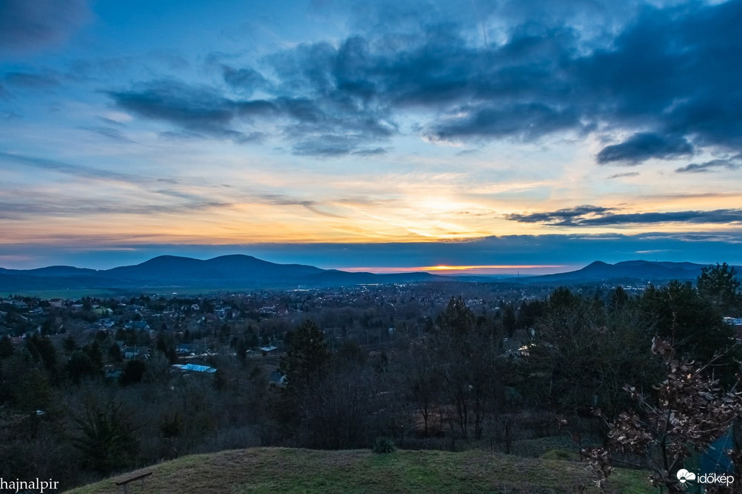 Észlelési fényképek