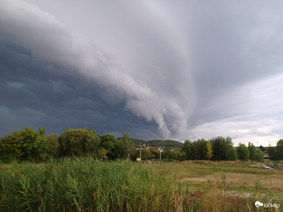 Észlelési fényképek