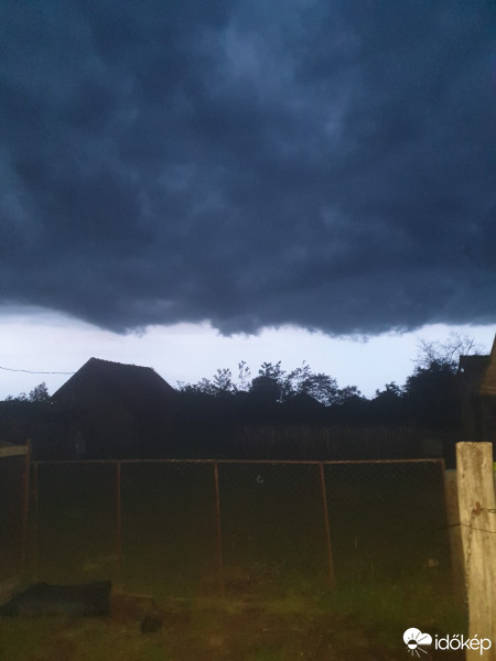 Észlelési fényképek