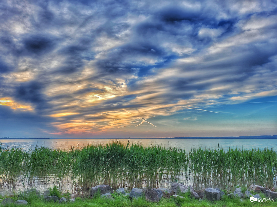 Hétfő reggeli szép...