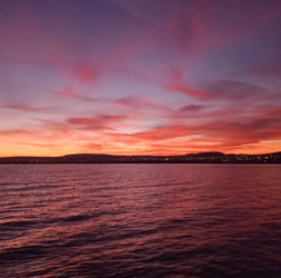 Naplemente a Balatonon vitorlásról 