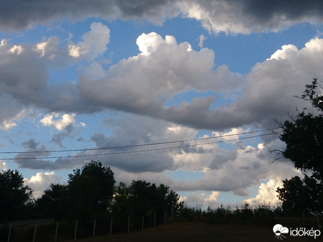 Észlelési fényképek