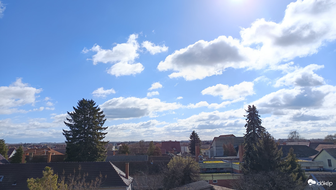 Észlelési fényképek