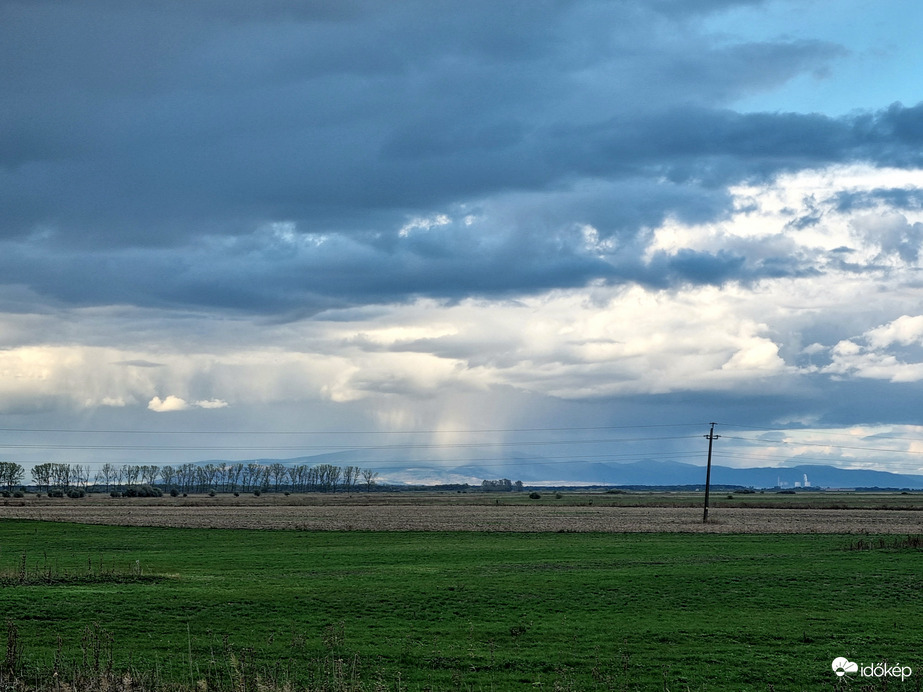 Jászjákóhalmáról a Mátra
