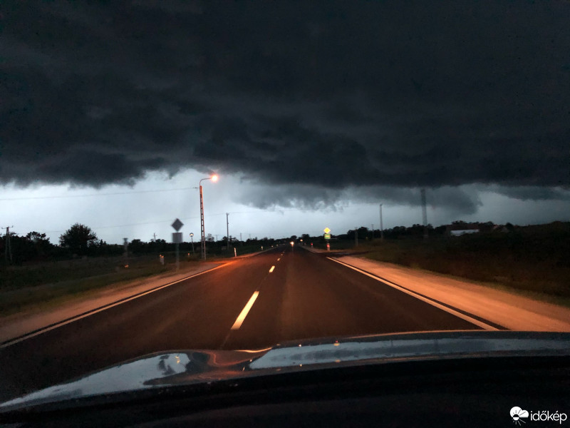 Észlelési fényképek